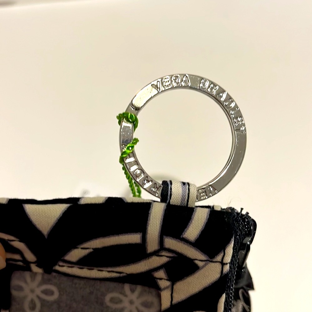 🖤NWT NEW Vera Bradley Zip Card Case Wristlet Wallet Concerto B&W Design Style🖤 - Picture 5 of 10